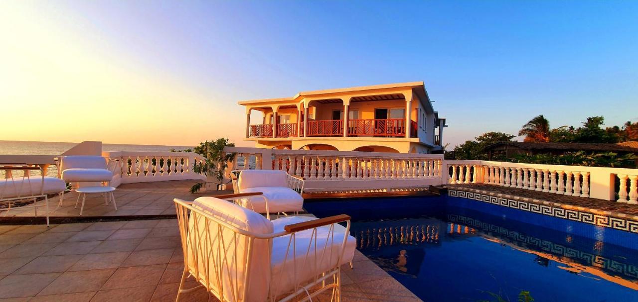 Al Camar Lodge Ndzaouze Esterno foto