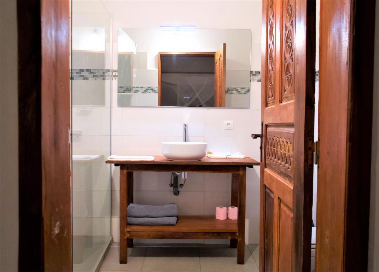 Al Camar Lodge Ndzaouze Esterno foto